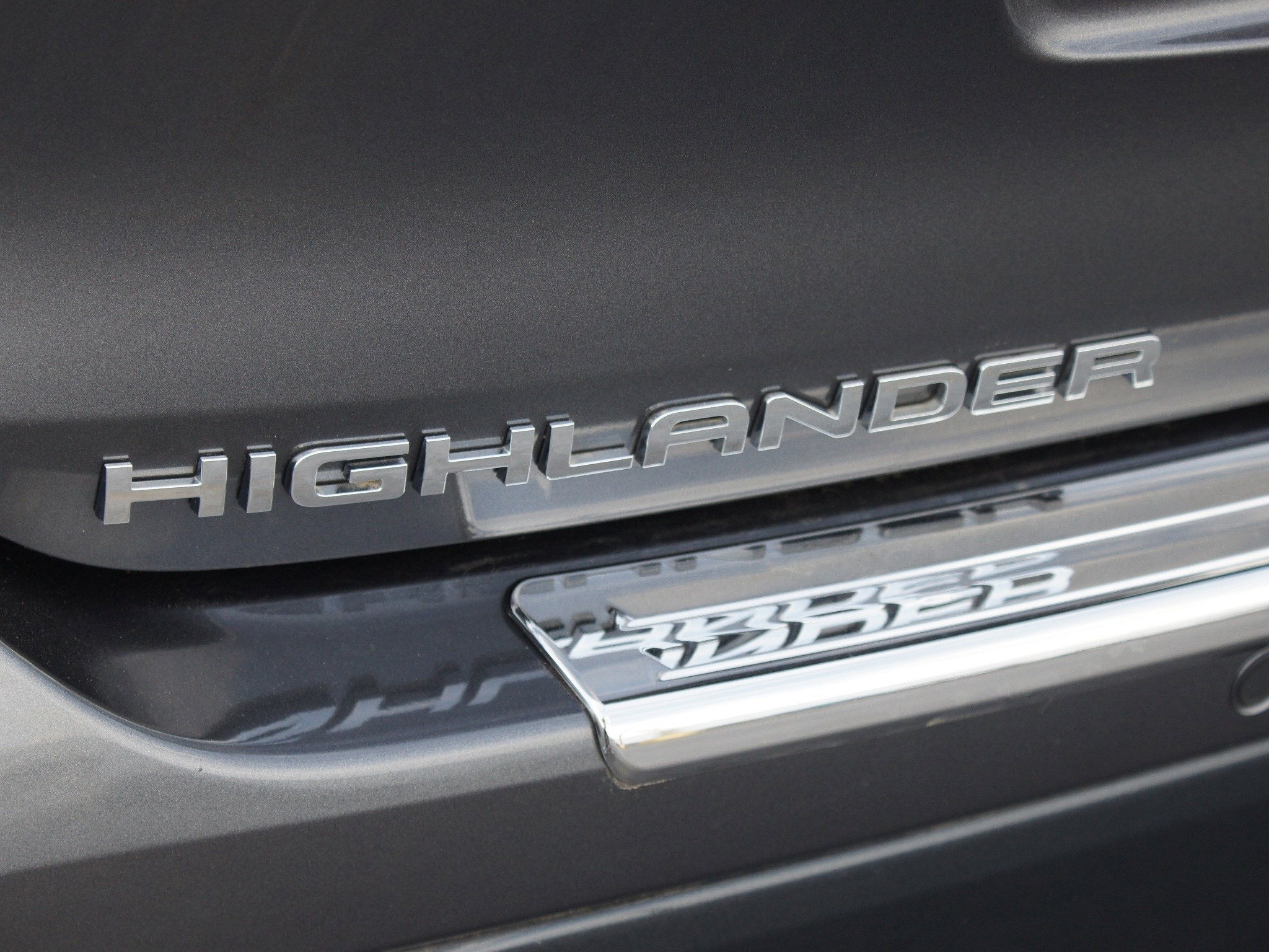 2025 Toyota Highlander LE