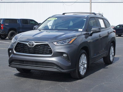 2025 Toyota Highlander LE