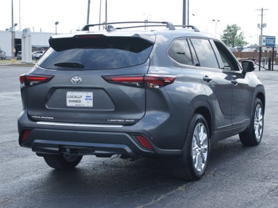 2025 Toyota Highlander LE