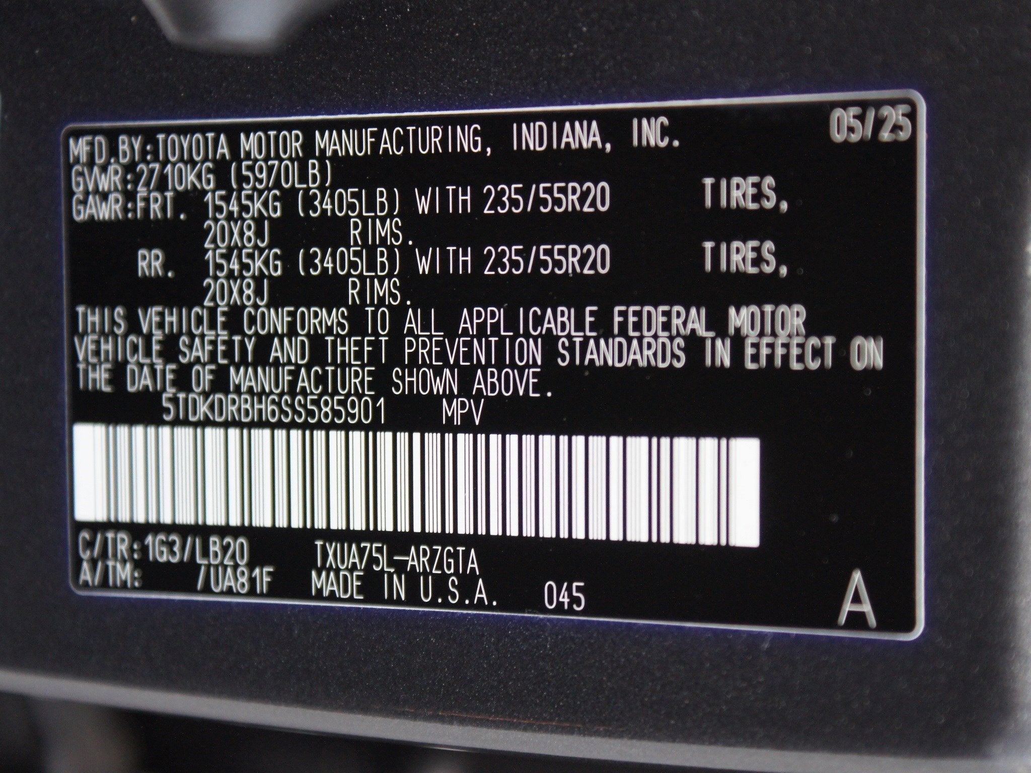 2025 Toyota Highlander LE