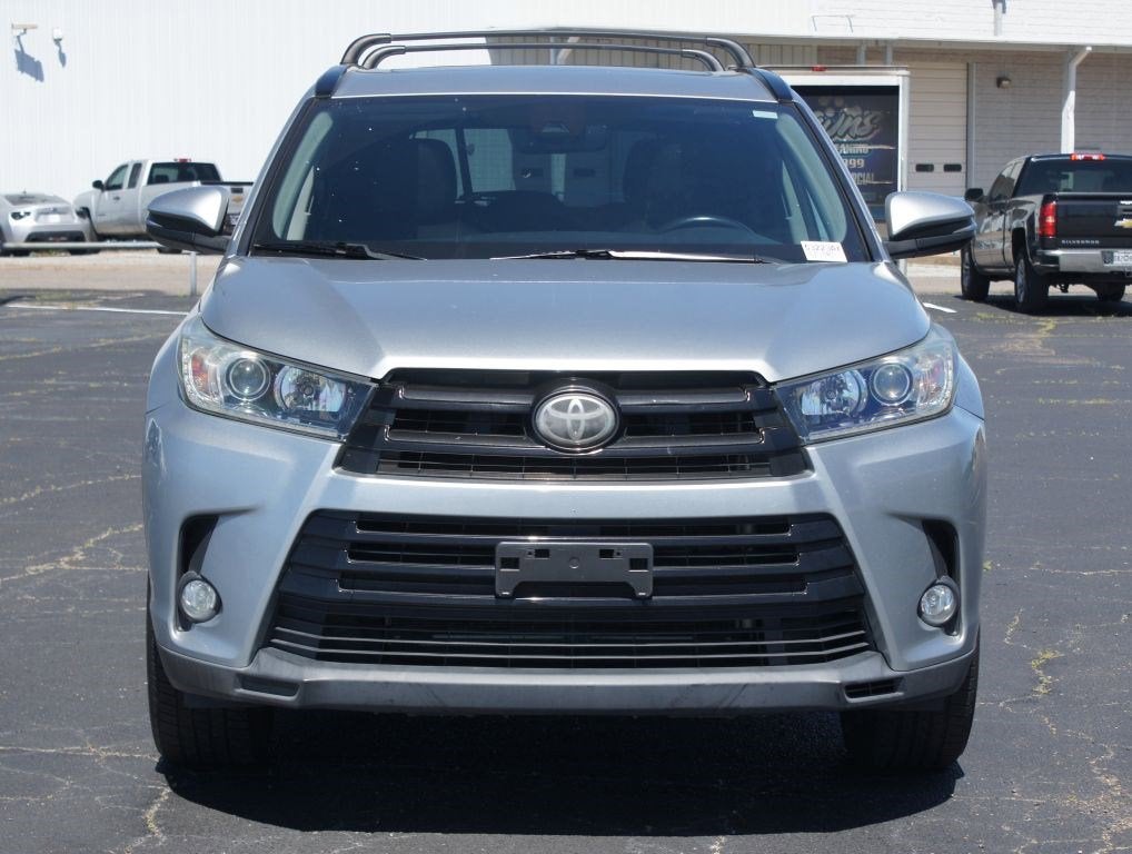 2018 Toyota Highlander SE