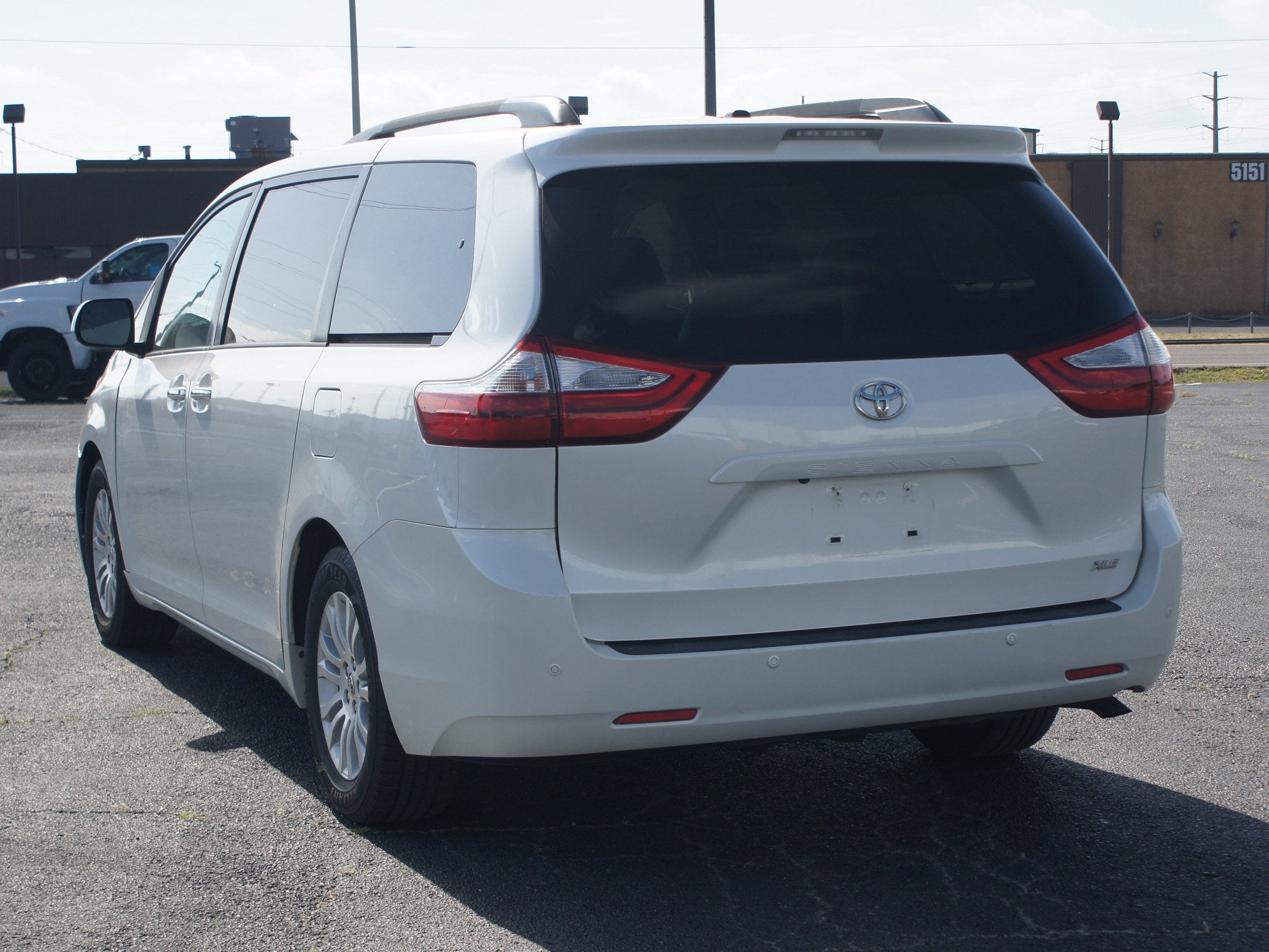 2016 Toyota Sienna XLE Premium 8 Passenger