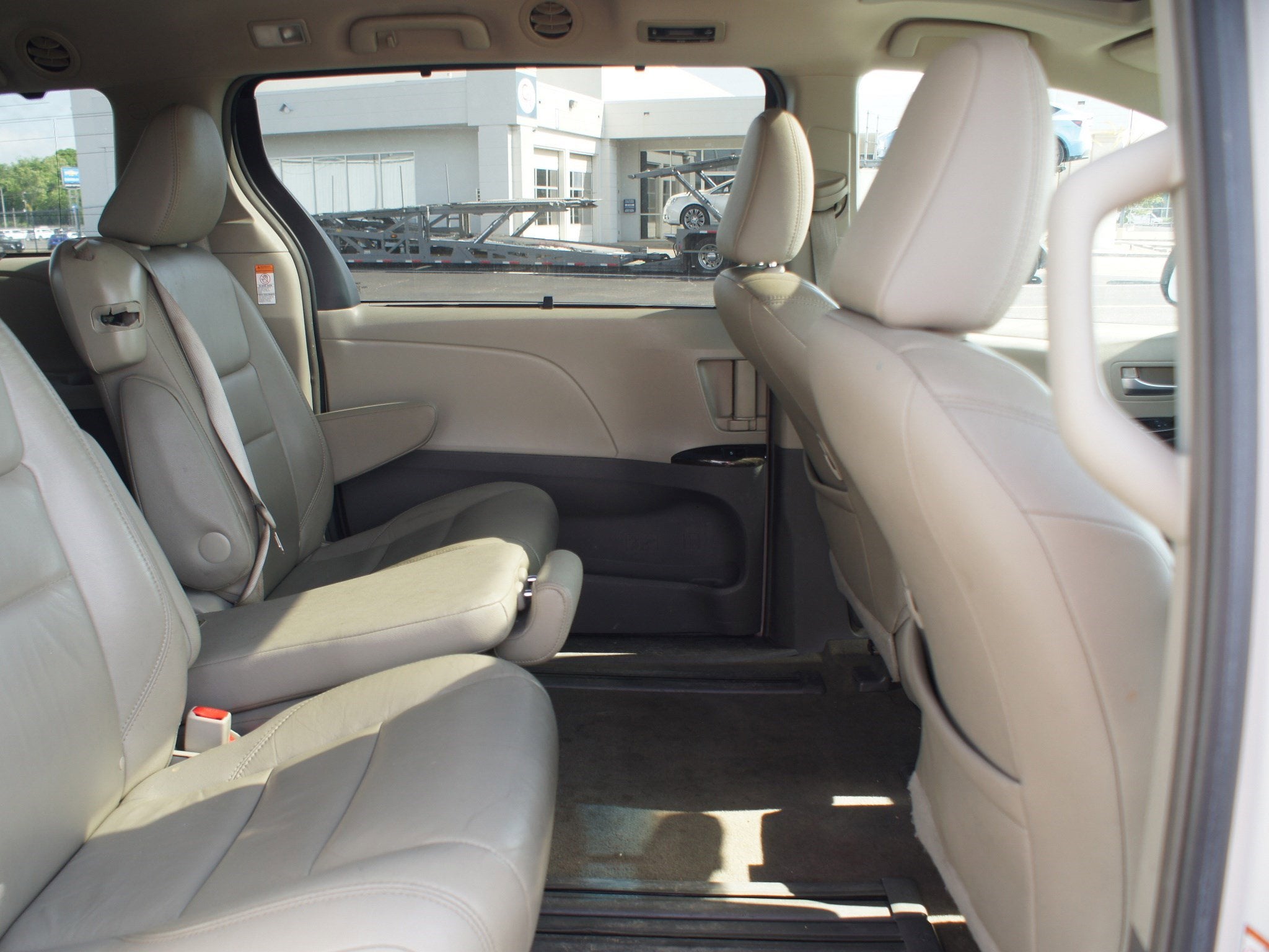 2016 Toyota Sienna XLE Premium 8 Passenger