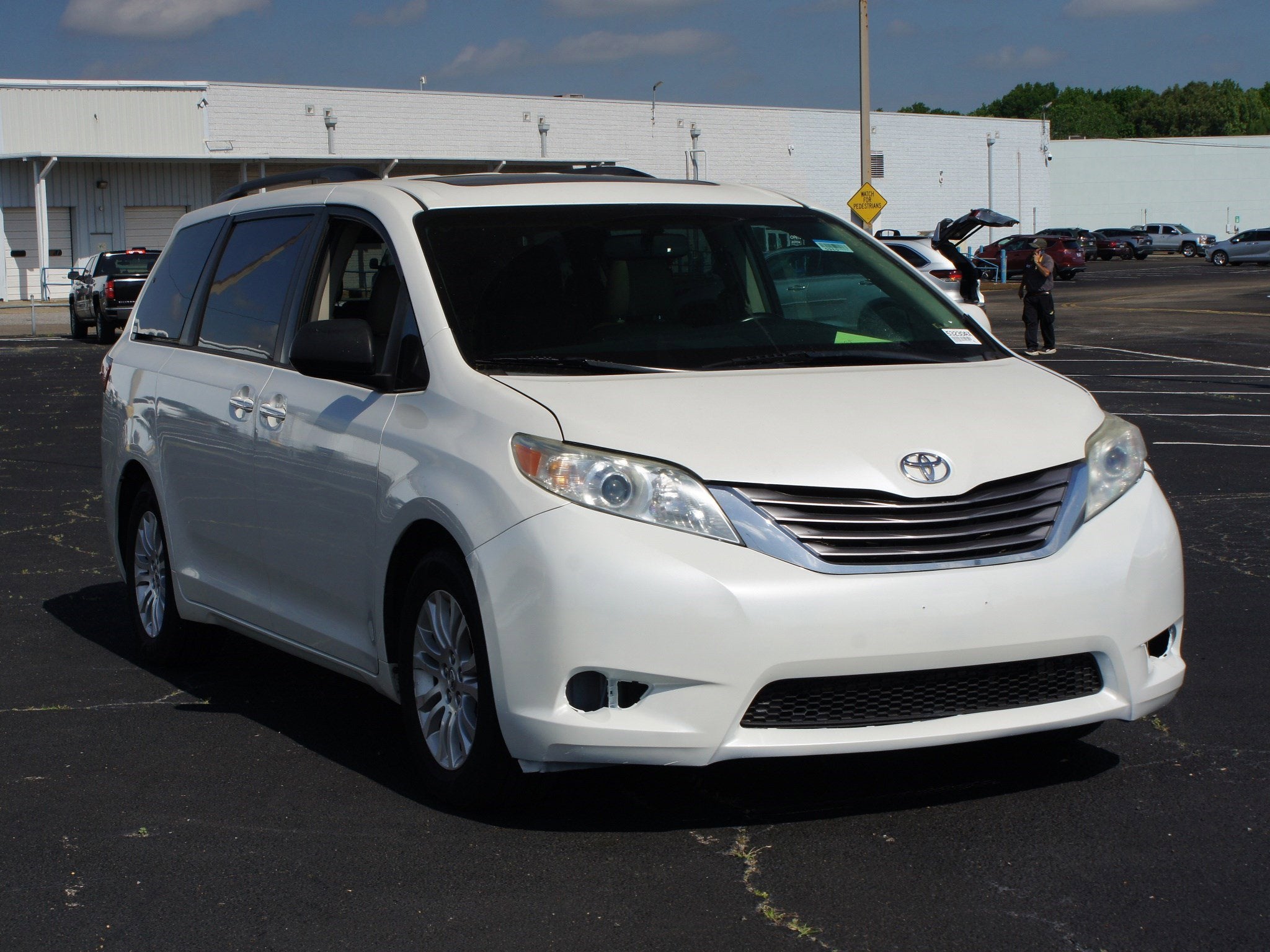 2016 Toyota Sienna XLE Premium 8 Passenger