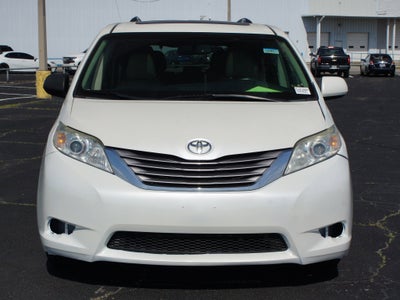 2016 Toyota Sienna XLE Premium 8 Passenger