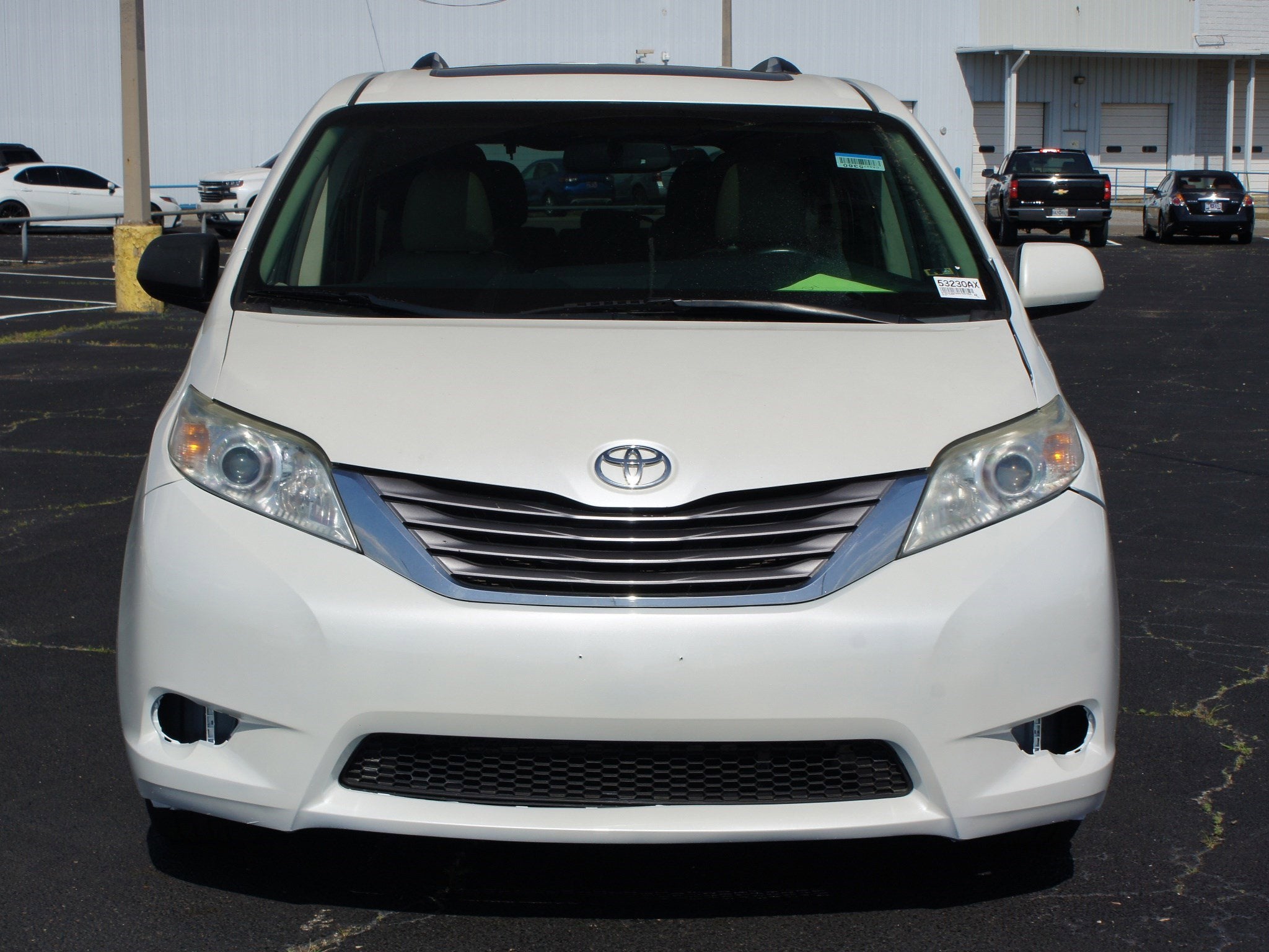 2016 Toyota Sienna XLE Premium 8 Passenger