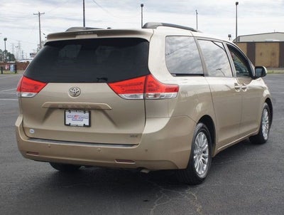 2011 Toyota Sienna XLE V6