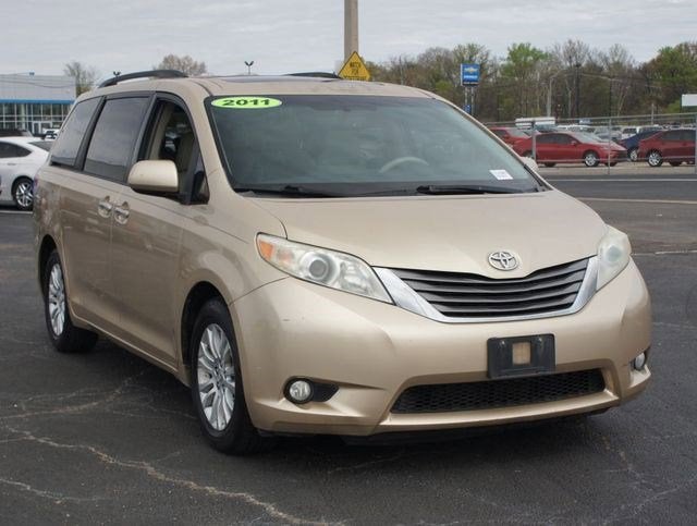 2011 Toyota Sienna XLE V6