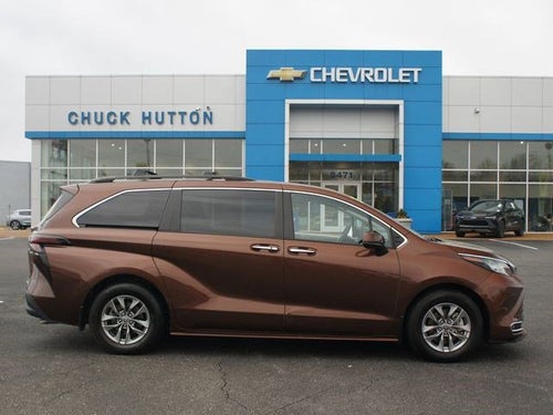 2023 Toyota Sienna XLE