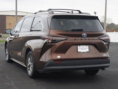 2023 Toyota Sienna XLE