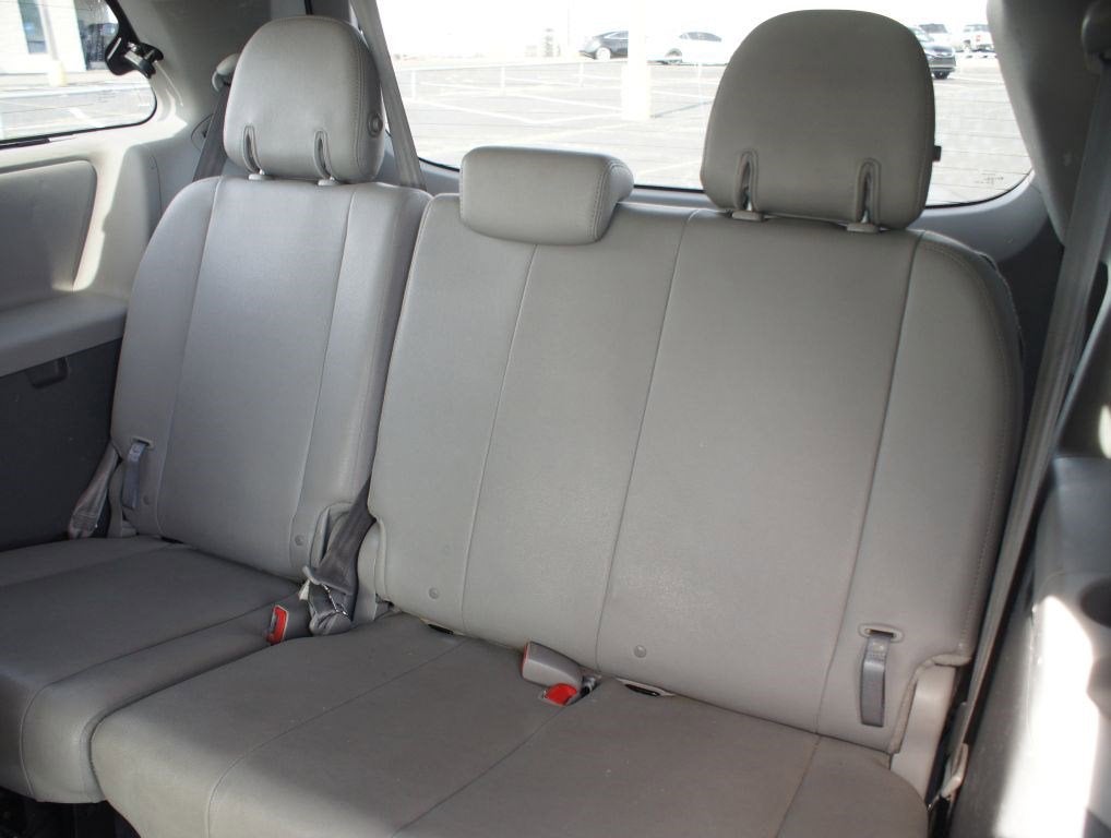 2019 Toyota Sienna XLE Auto Access Seat