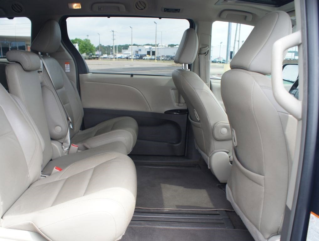 2019 Toyota Sienna Limited 7 Passenger