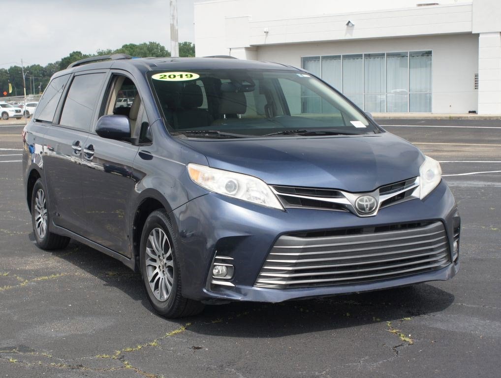 2019 Toyota Sienna Limited 7 Passenger