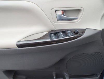 2019 Toyota Sienna Limited 7 Passenger