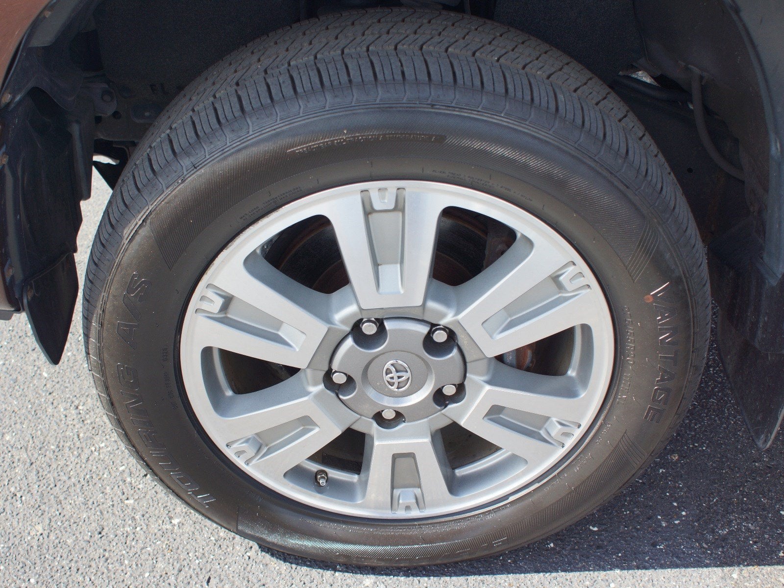 2016 Toyota Tundra Platinum 5.7L V8