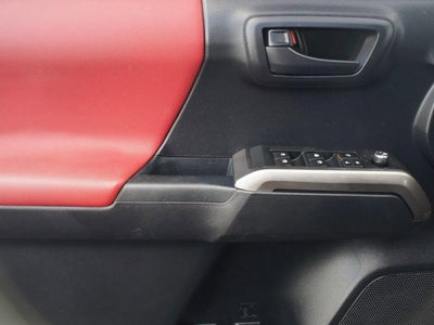 2018 Toyota Tacoma SR5 V6