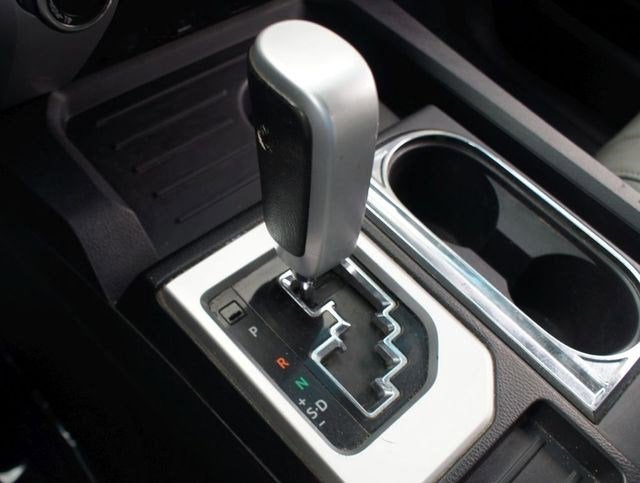 2017 Toyota Tundra Limited 5.7L V8