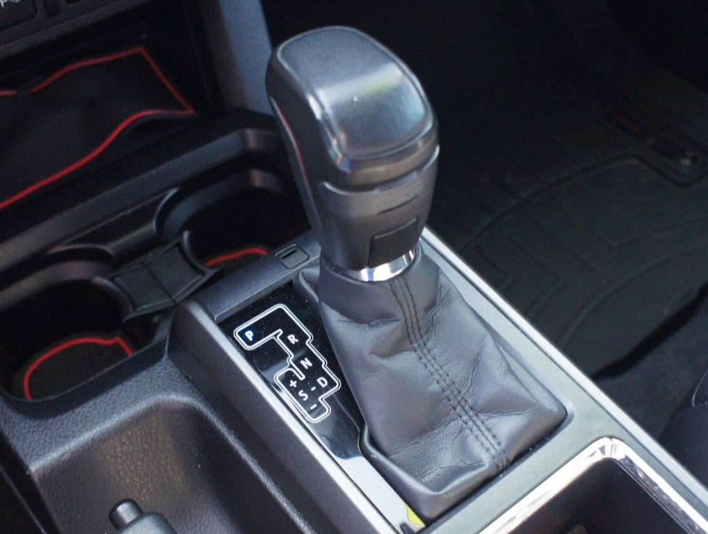 2017 Toyota Tacoma SR5 V6