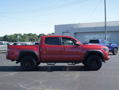 2017 Toyota Tacoma SR5 V6