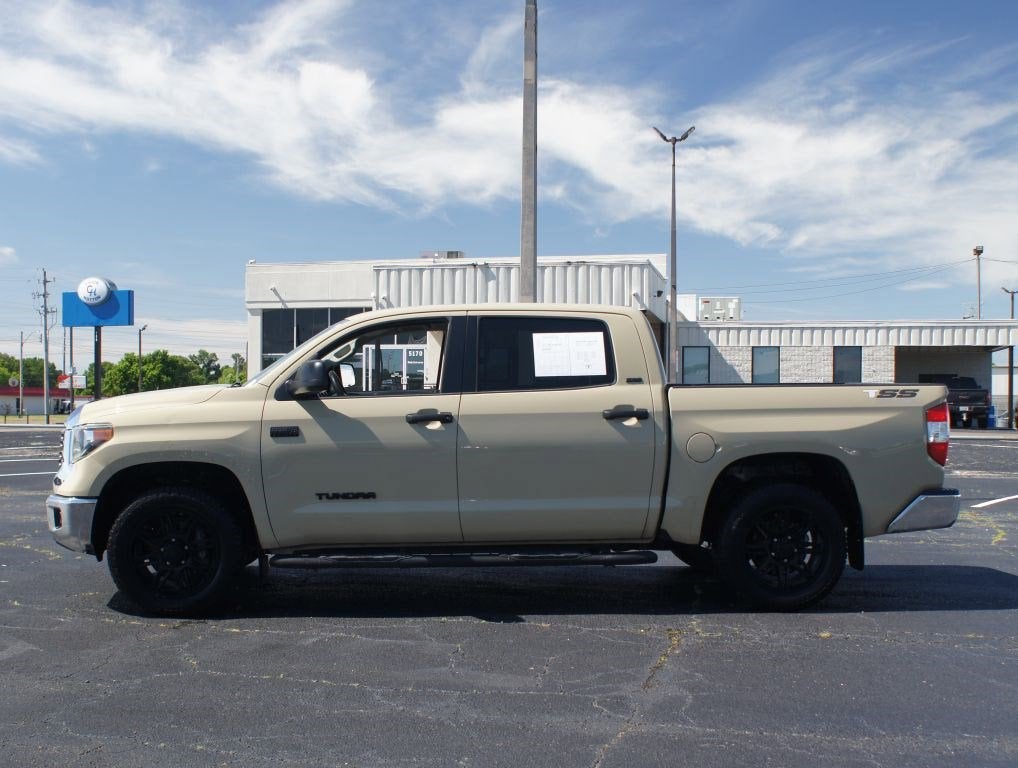 2018 Toyota Tundra SR5 5.7L V8
