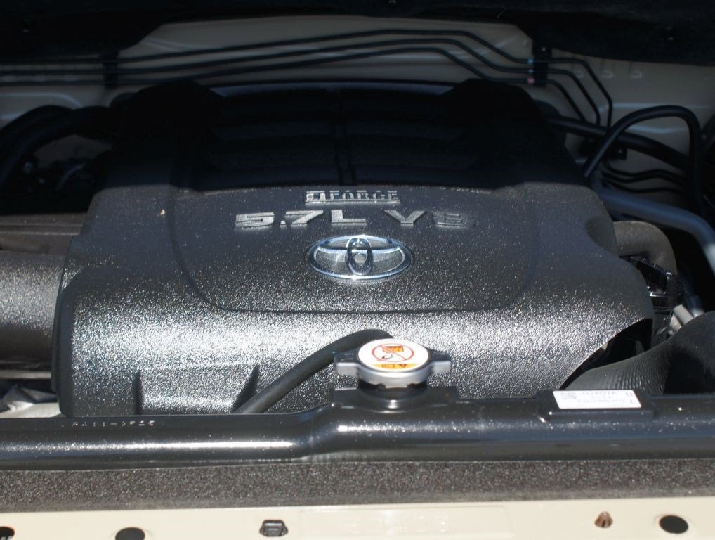 2018 Toyota Tundra SR5 5.7L V8