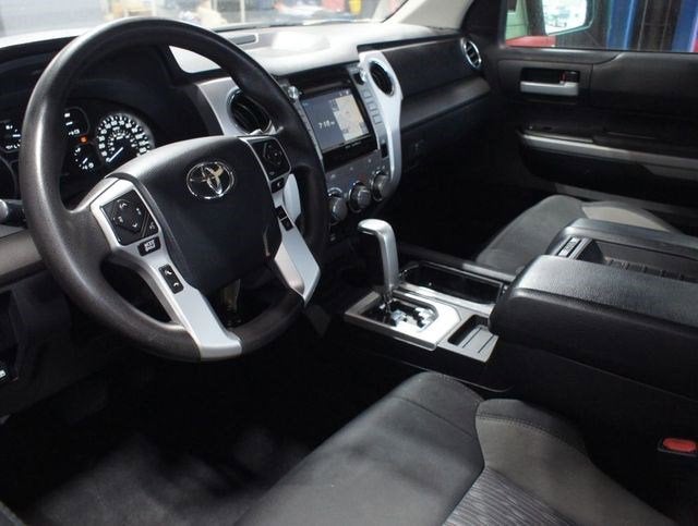 2018 Toyota Tundra SR5 5.7L V8