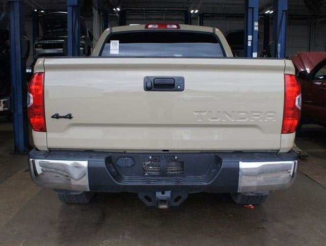 2018 Toyota Tundra SR5 5.7L V8