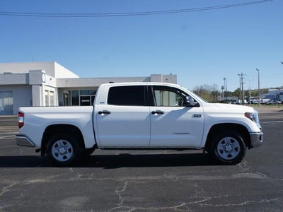 2021 Toyota Tundra 4WD SR5