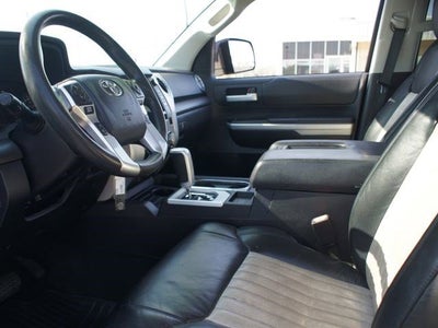 2018 Toyota Tundra SR5 5.7L V8