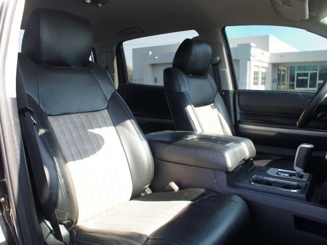 2018 Toyota Tundra SR5 5.7L V8