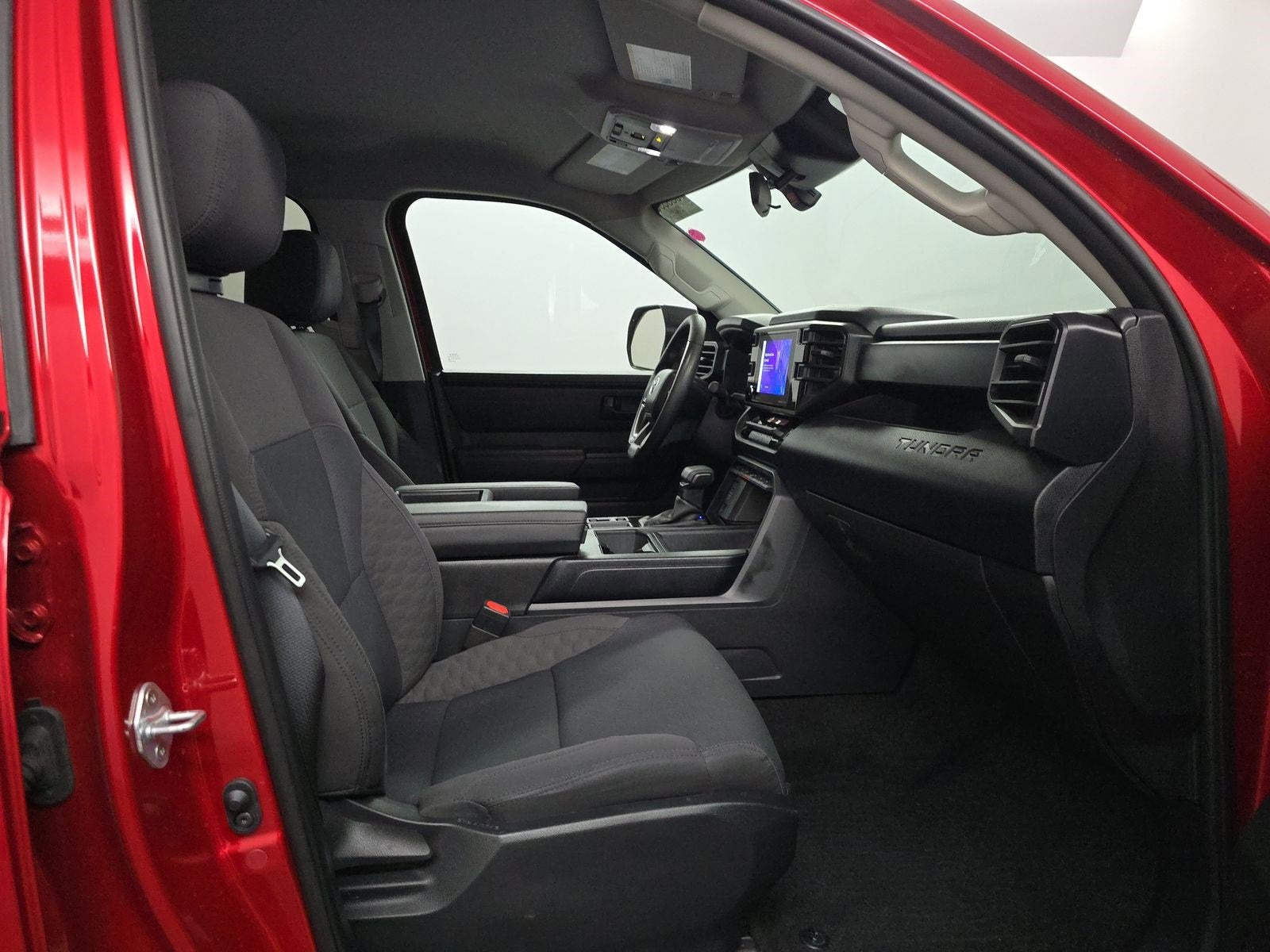 2024 Toyota Tundra 4WD SR