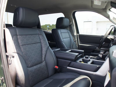 2022 Toyota Tundra 4WD SR5