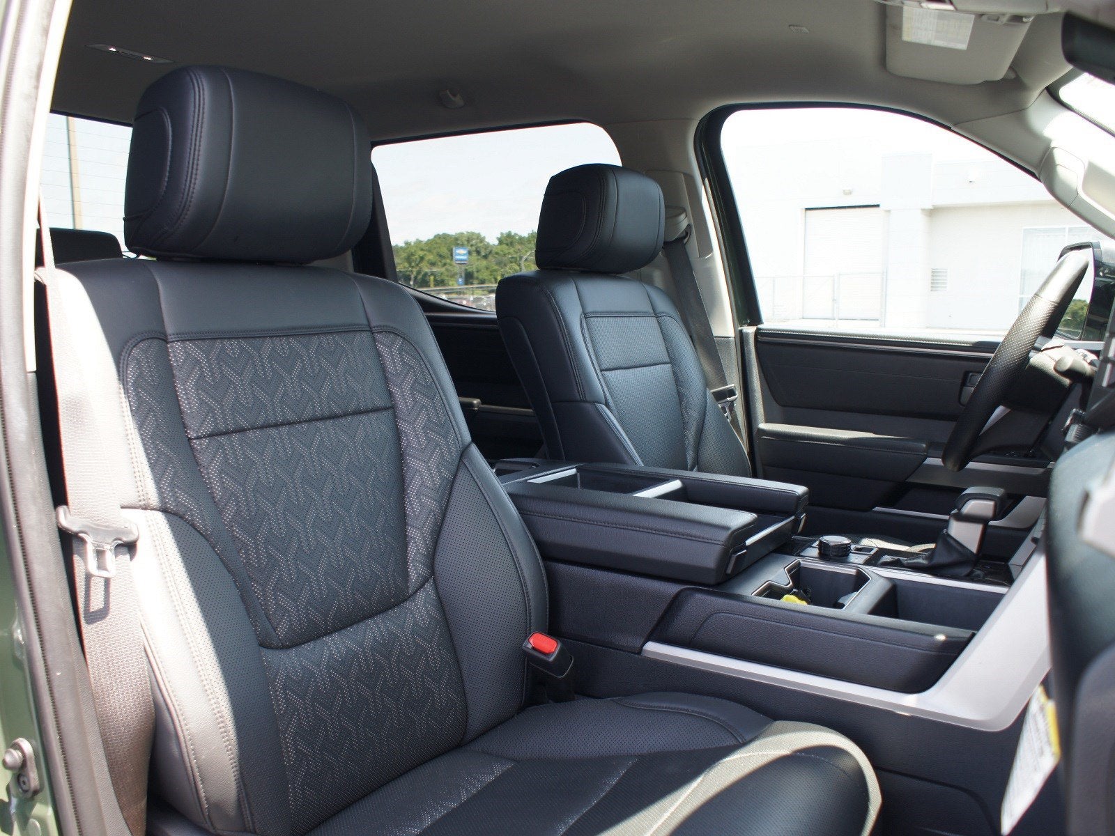2022 Toyota Tundra 4WD SR5