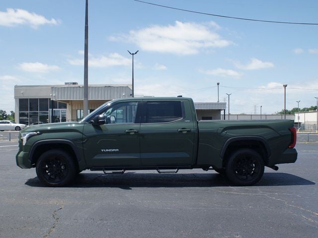 2022 Toyota Tundra 4WD SR5