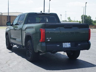 2022 Toyota Tundra 4WD SR5
