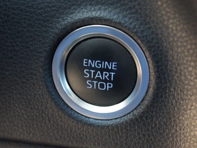 2022 Toyota Tundra 4WD SR5