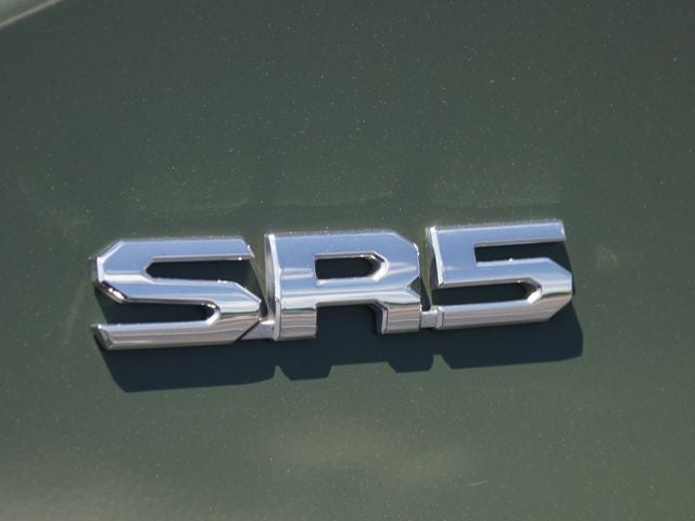 2022 Toyota Tundra 4WD SR5