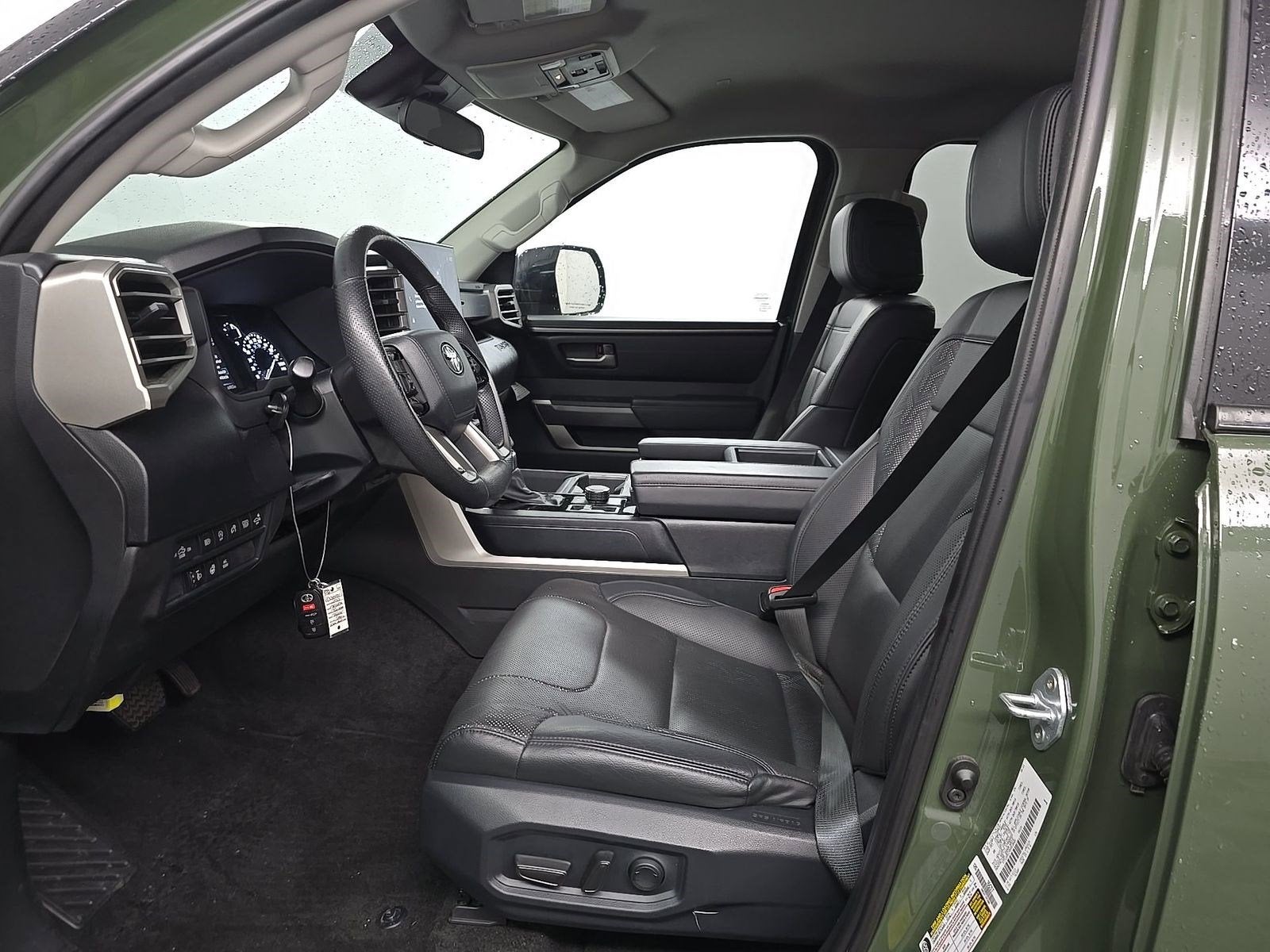 2022 Toyota Tundra 4WD SR5