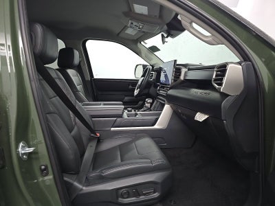 2022 Toyota Tundra 4WD SR5