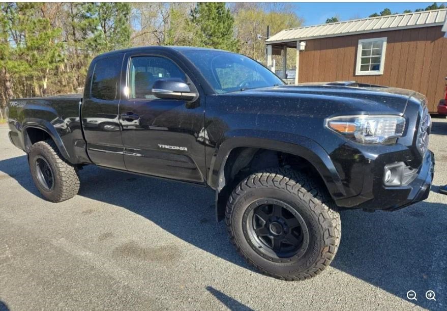 2019 Toyota Tacoma TRD Sport