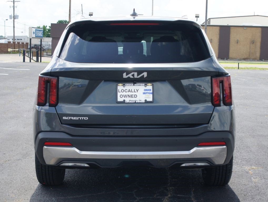 2024 Kia Sorento S