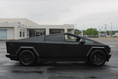 2024 Tesla Cybertruck Cyberbeast