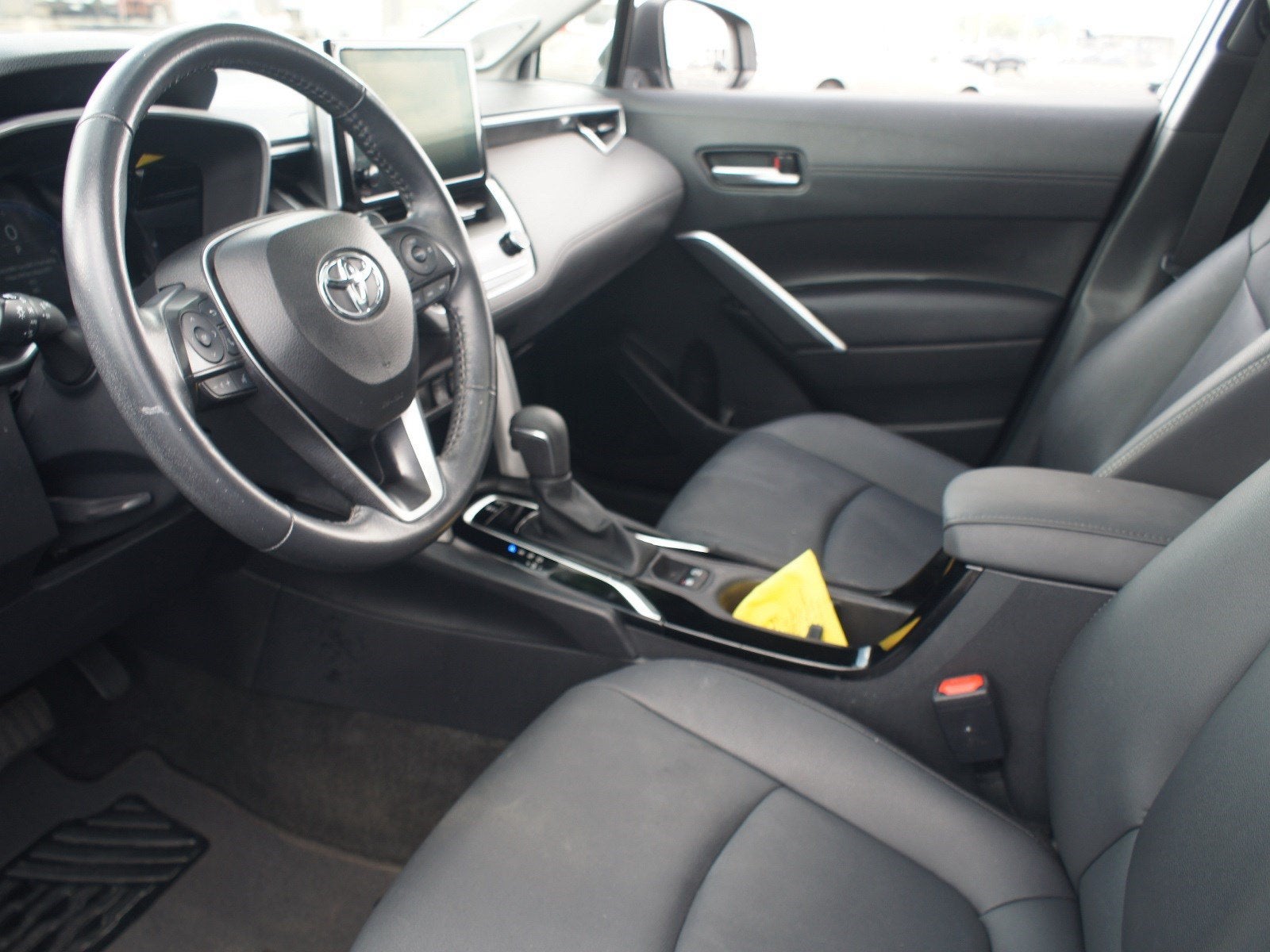 2023 Toyota Corolla Cross XLE