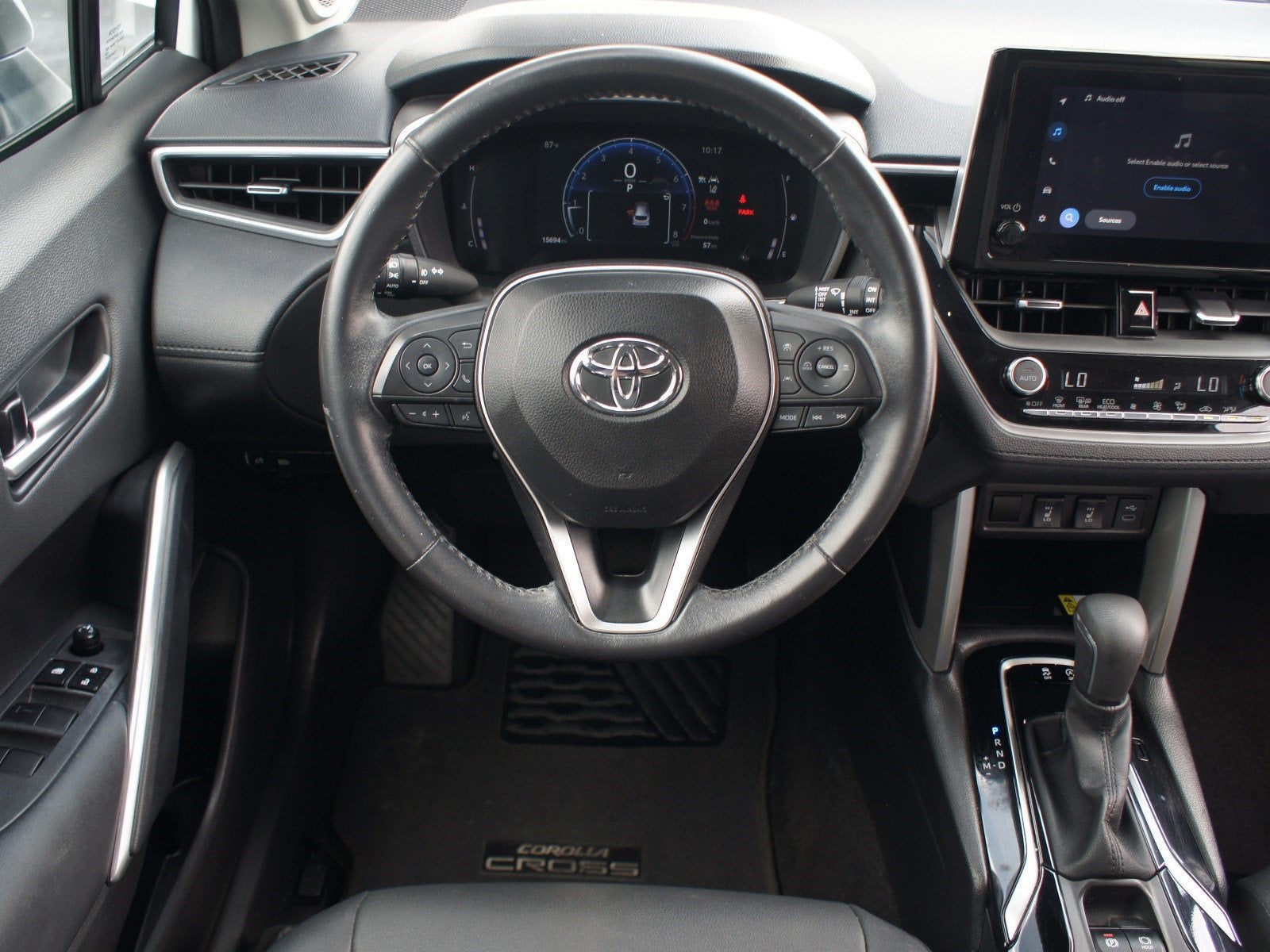 2023 Toyota Corolla Cross XLE
