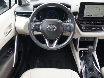 2023 Toyota Corolla Cross XLE