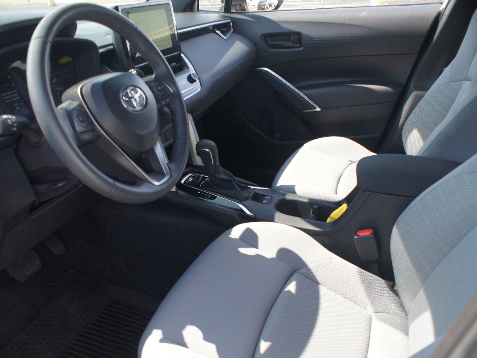 2024 Toyota Corolla Cross Hybrid SE