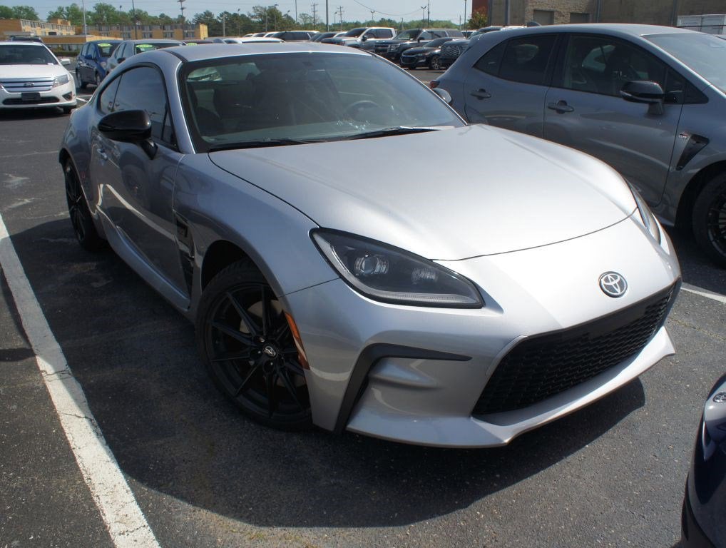 2025 Toyota GR86 Premium