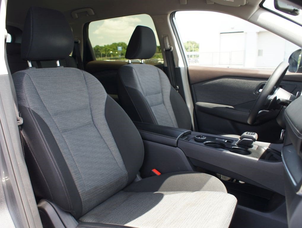 2023 Nissan Rogue SV - Photo 20