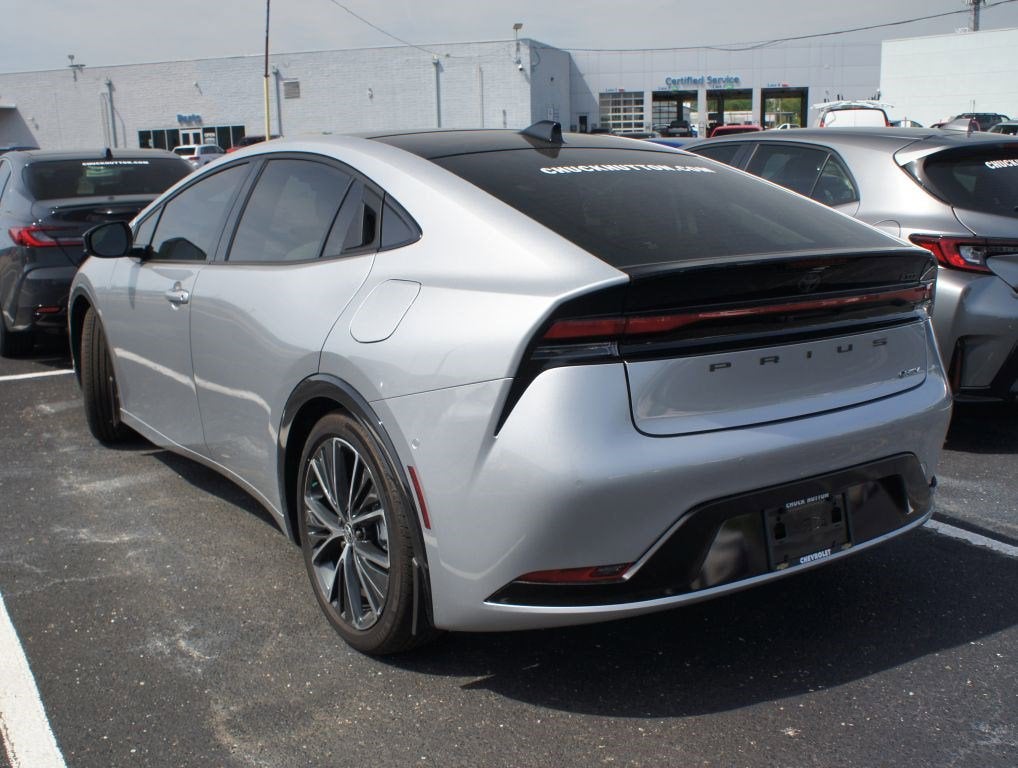 2024 Toyota Prius LE