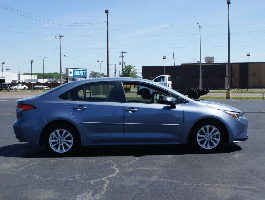2023 Toyota Corolla Hybrid LE